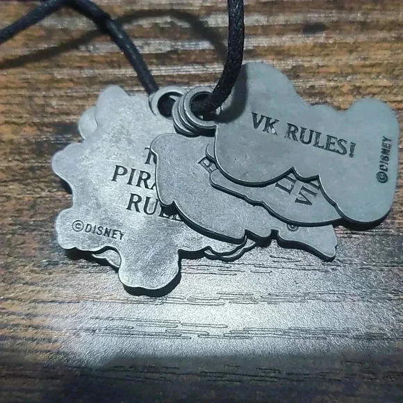 Disney Villains Charm Necklace #bundlefive - Picture 2 of 2